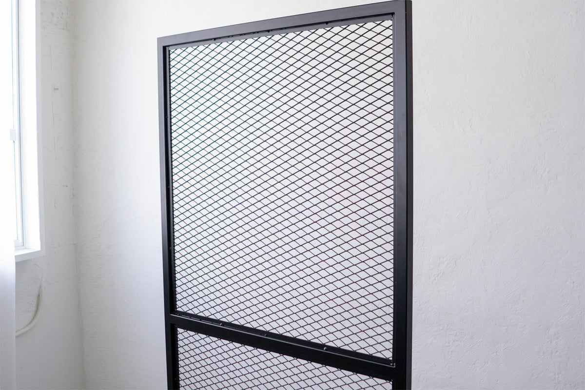 光や背景を取り込んで空間にリズム感を