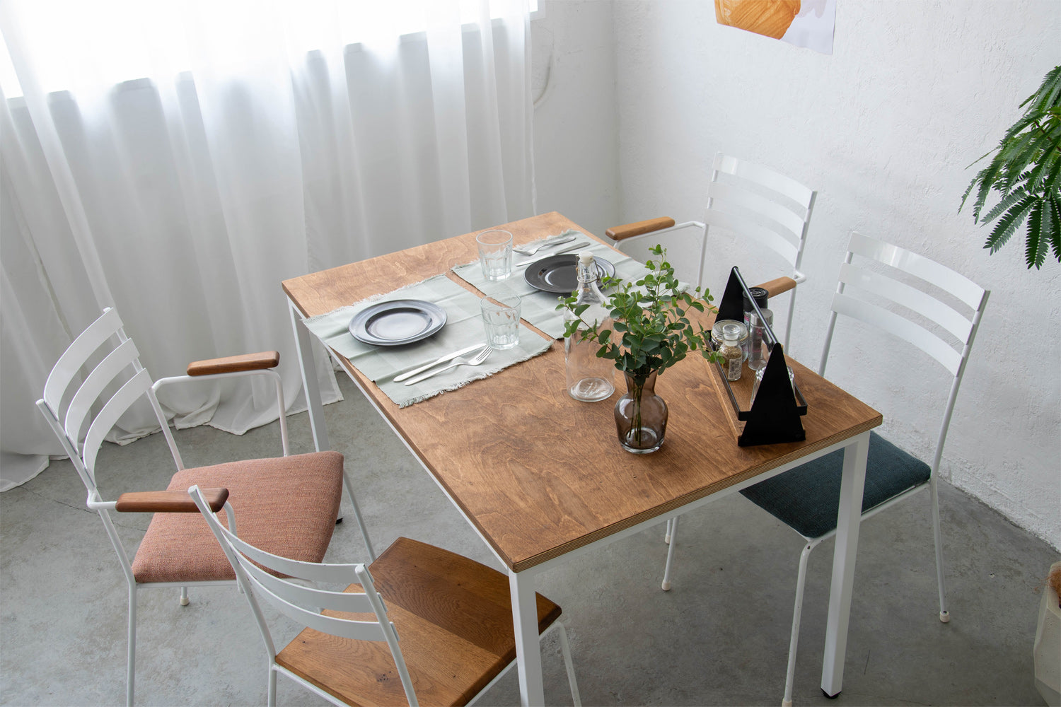 バーチブラウン×ホワイト