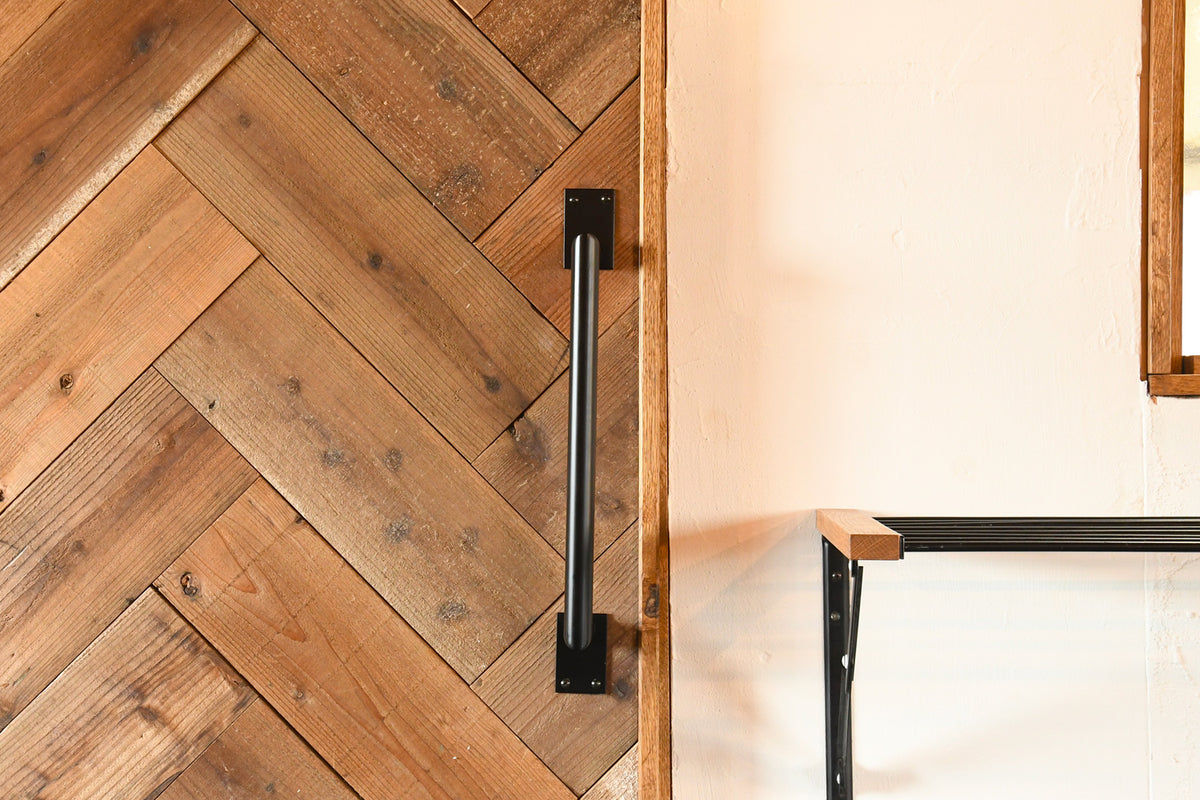 マットブラック