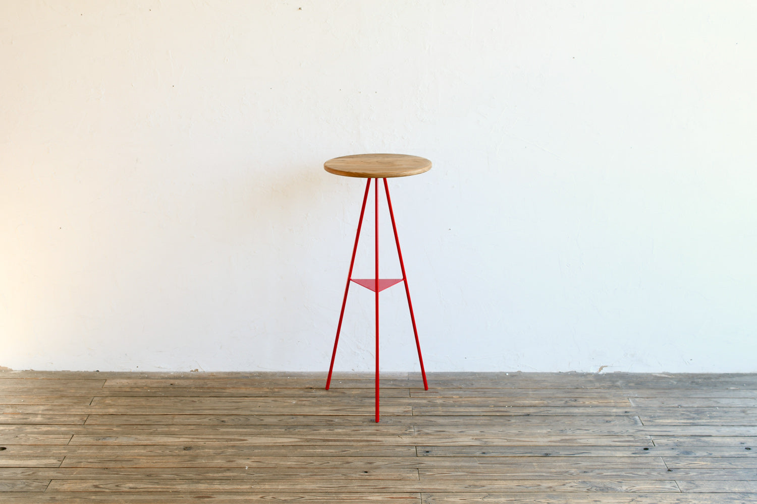 TRIPOD TABLE - Woodtop High