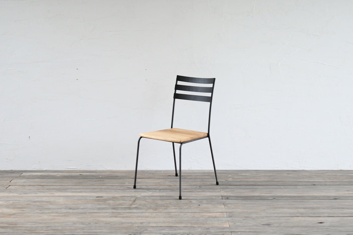 オーク・ナチュラル×マットブラック