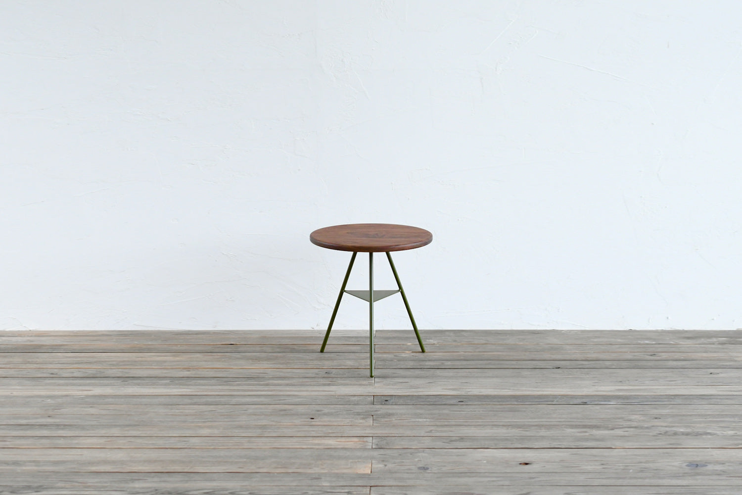 TRIPOD TABLE - Woodtop Low