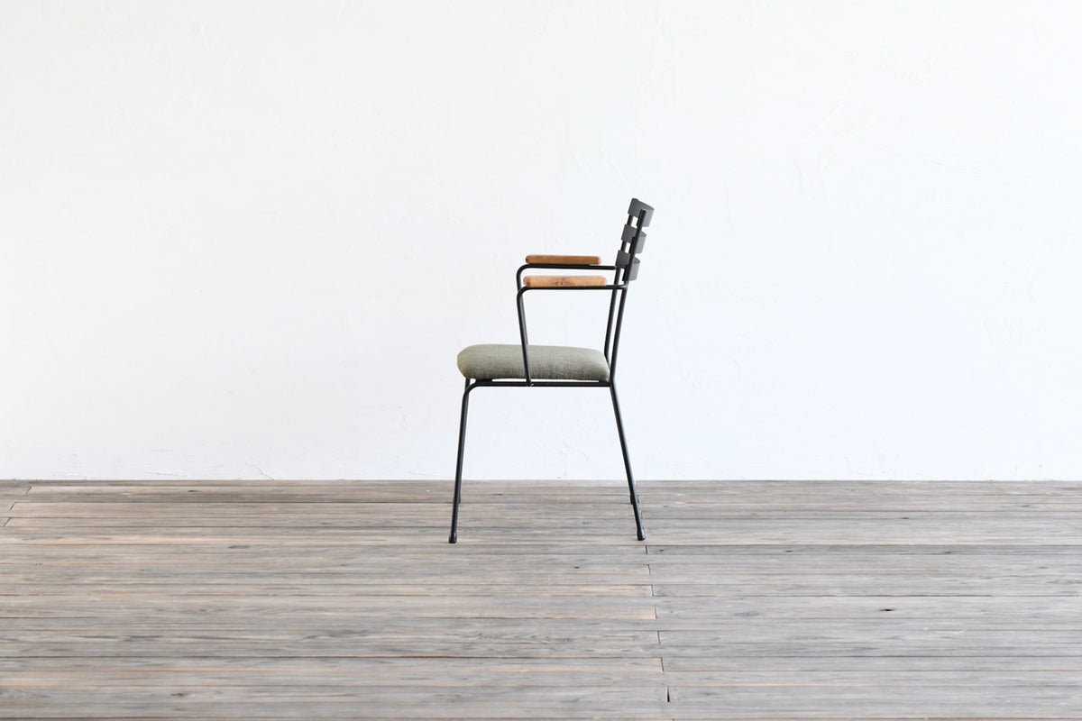 グリーン×マットブラック