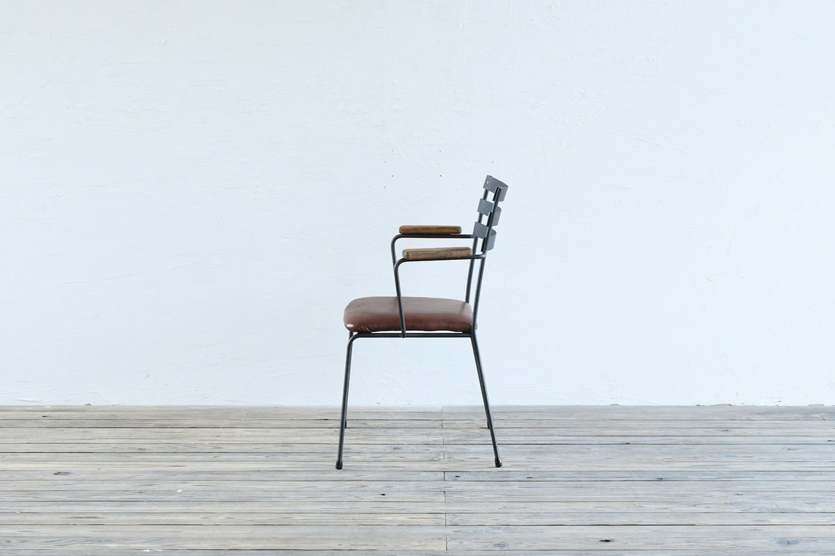 ブラウン×マットブラック